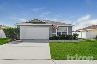 Building Photo - 2311 12th Ave E