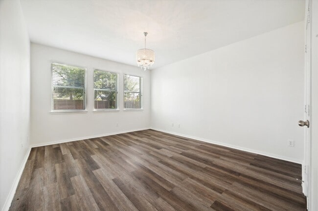 Building Photo - 13013 Fair Breeze Ln