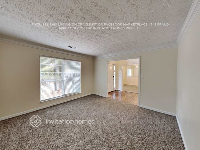 Building Photo - 1027 Shadow Lake Dr