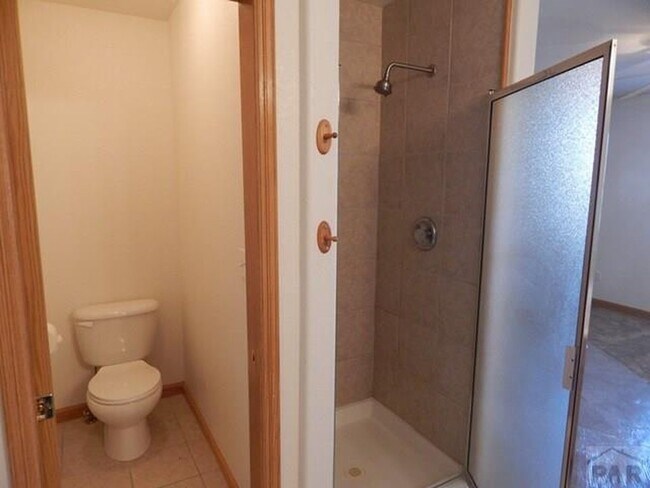 Building Photo - Mesa Vista Community 2BD/2.5BA Townhouse w...