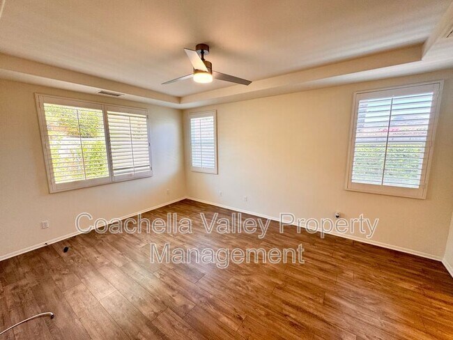 Building Photo - 138 Shoreline Dr