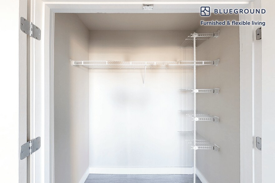 Building Photo - 1 Nashua St