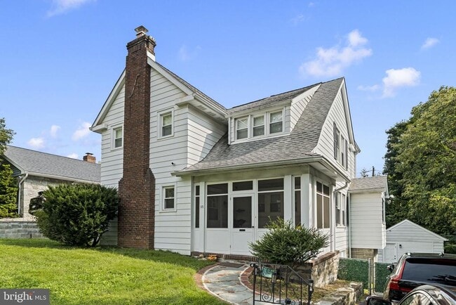 Building Photo - 33 Rosedale Rd