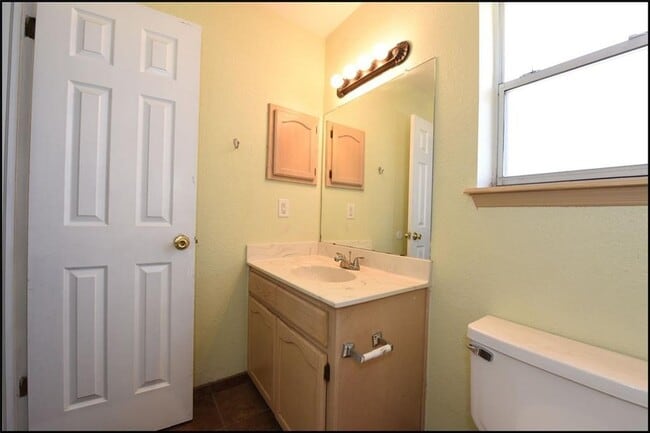 Building Photo - 11466 Napolske Ct