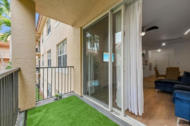 Building Photo - 1803 N Flagler Dr