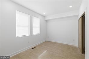 Building Photo - 2219 N 5th St