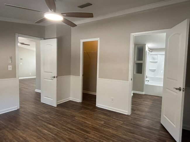 Building Photo - 1895 Wild Cherry Dr