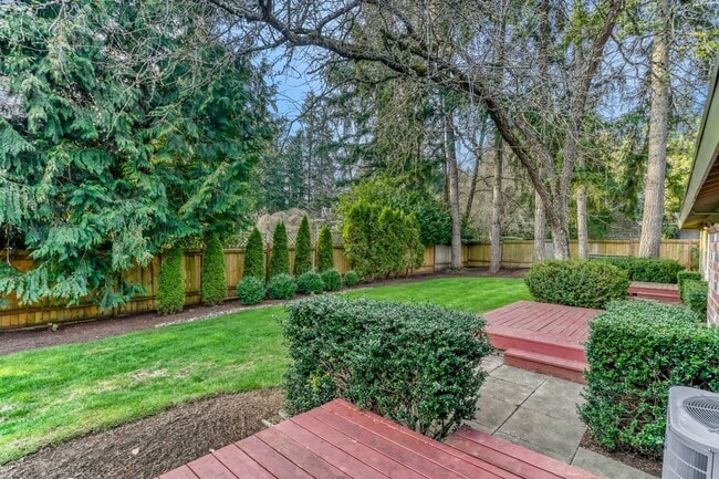 Building Photo - 3bd/2ba Woodinville Home