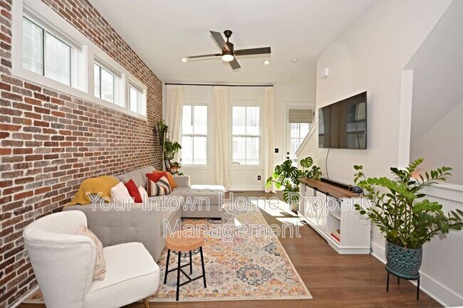 Building Photo - 1264 Zucchini Cir SE