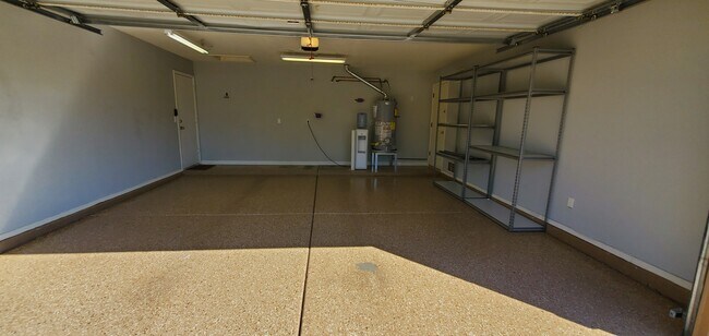 Garage with Epoxy Floors - 4167 E Sundance Ave