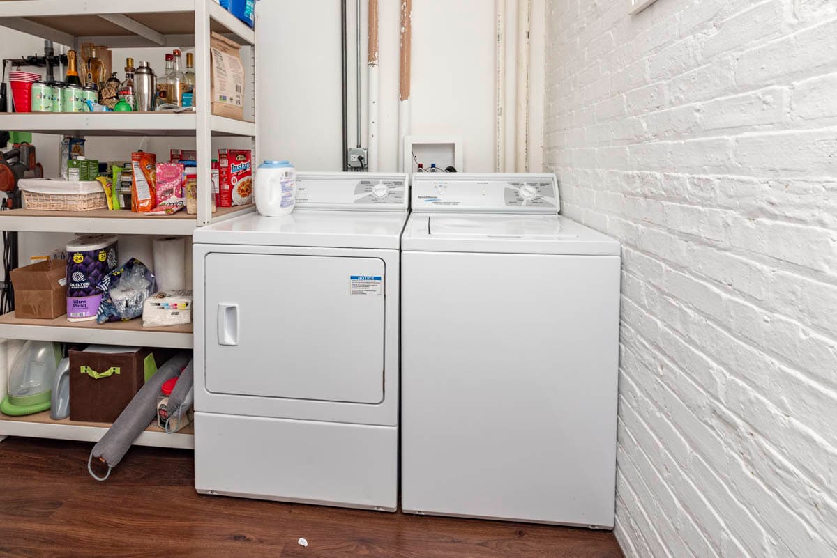 Building Photo - 1722 N Mohawk St