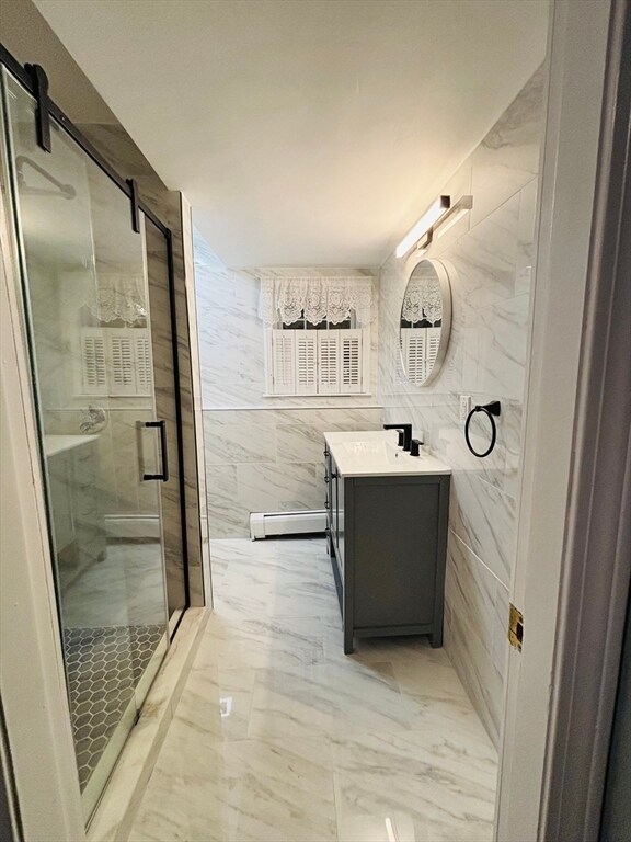 Building Photo - 49 Lillian Rd