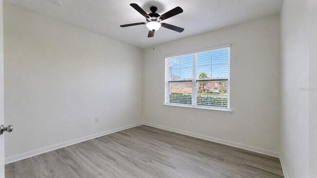 Building Photo - 282 Drayton Ave