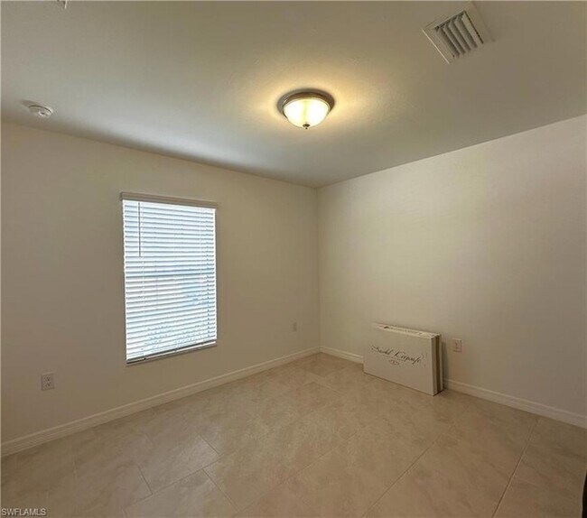 Building Photo - 17747 Paradiso Wy
