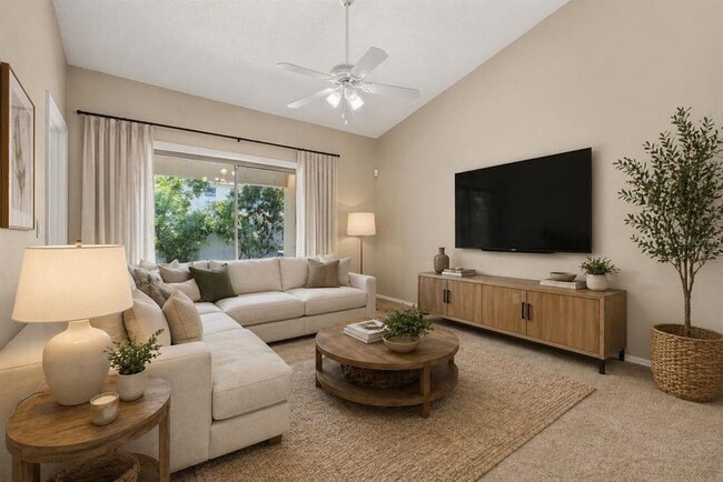 Building Photo - 14772 Laguna Beach Cir