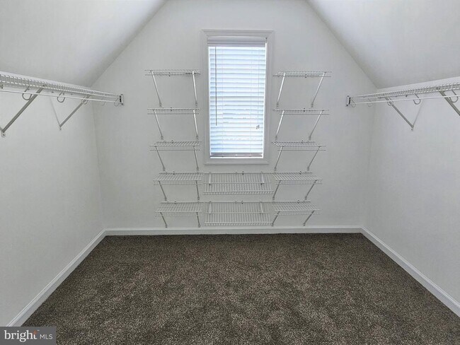 Building Photo - 202 Cool Spring Dr