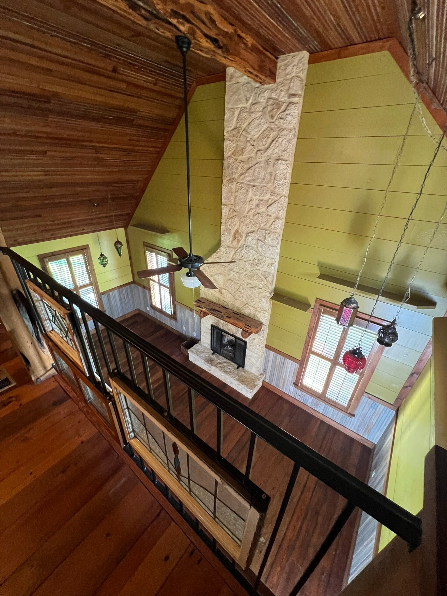 Building Photo - 813 W Bluebonnet Dr