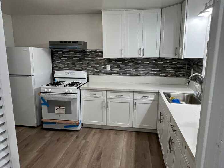 Building Photo - 1521 S 42nd St