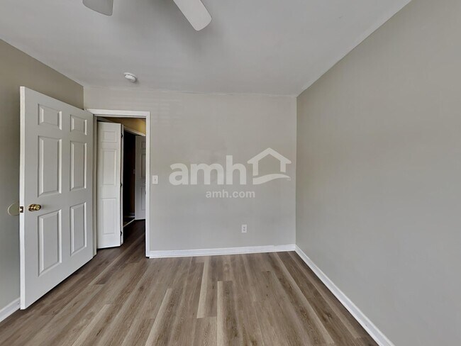 Building Photo - 1835 Oreilly Cir