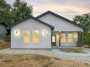 Building Photo - 770 Buck Run Pass