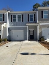 Building Photo - 144 Village Green Dr