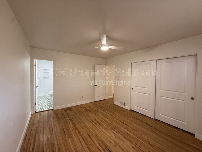 Building Photo - 1317 Espanola St NE