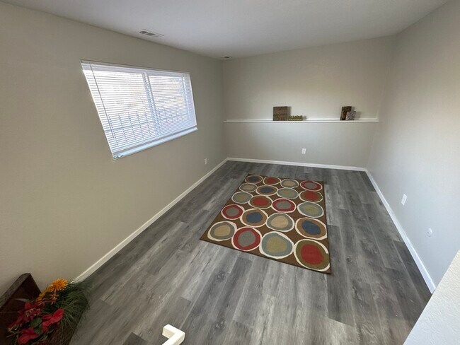 Building Photo - 2150 Eddington Way
