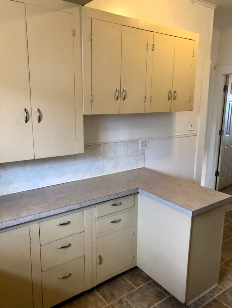 Lots of cabinets! Old style with floor to ceiling - 601 J Street