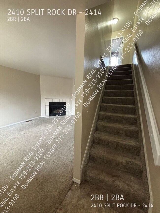 Building Photo - 2410 Split Rock Dr