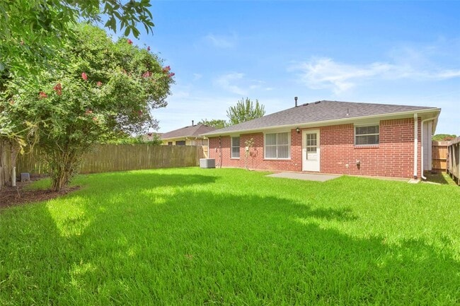 Building Photo - 12803 Rockford Dr