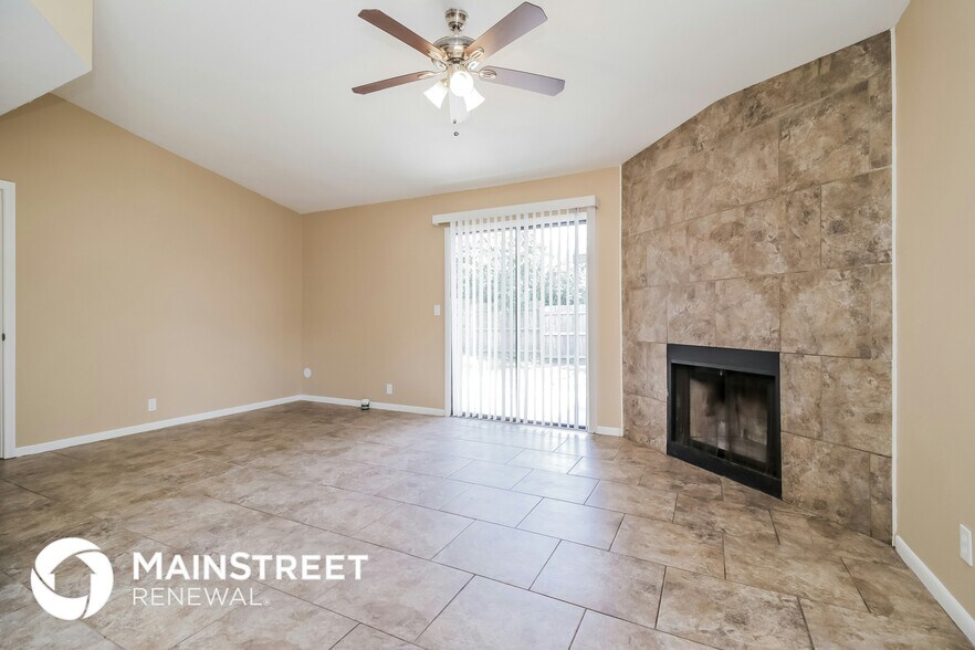 Building Photo - 4525 Sugartown St