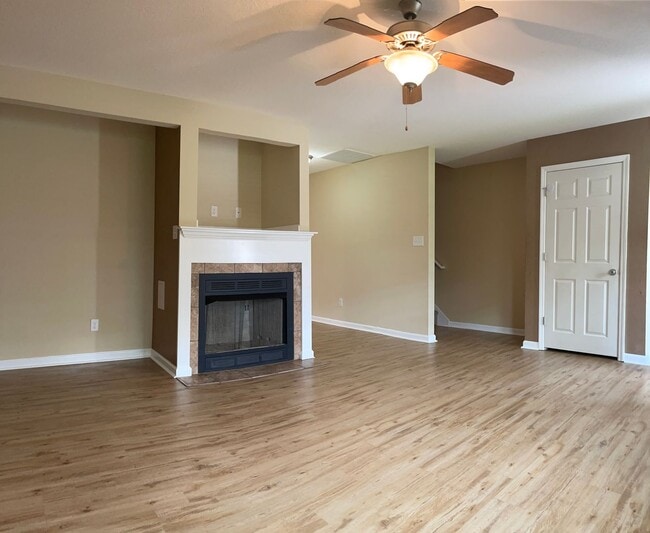 Building Photo - Super Sugarberry