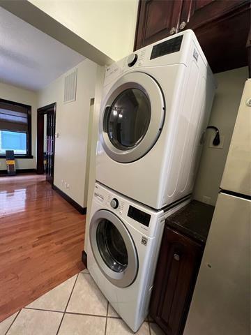 Building Photo - 826 Blaylock Dr