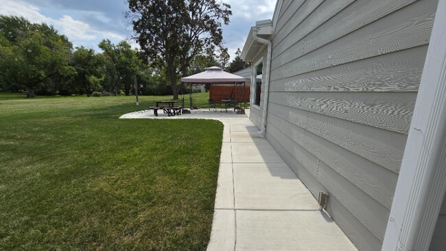 Building Photo - 4320 N 135th St