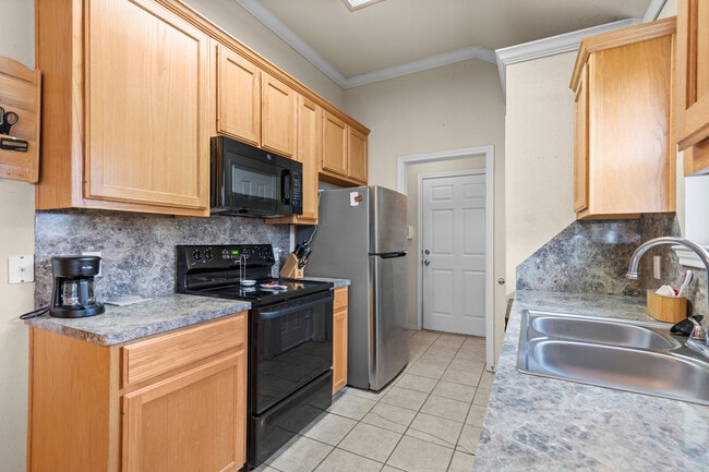 Building Photo - 2936 Palomino Trail