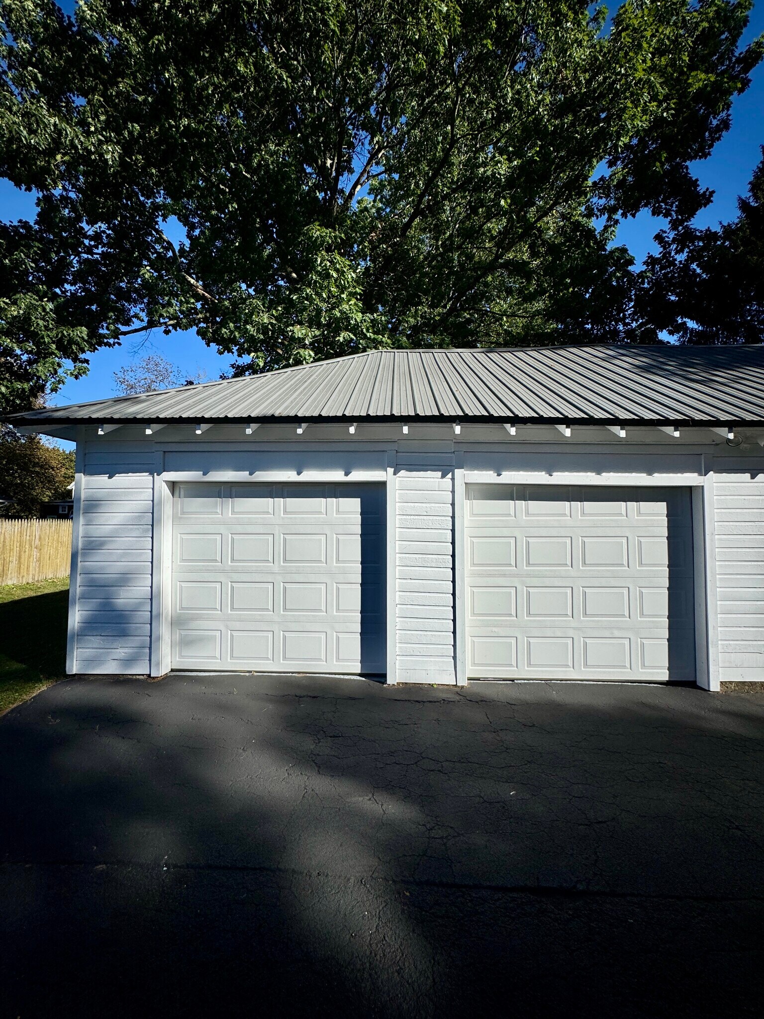 Building Photo - 757 N Jay St