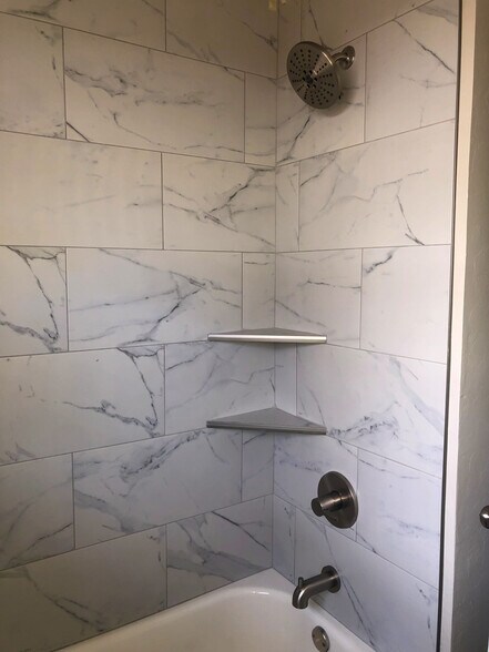 Building Photo - 217 E 30th St