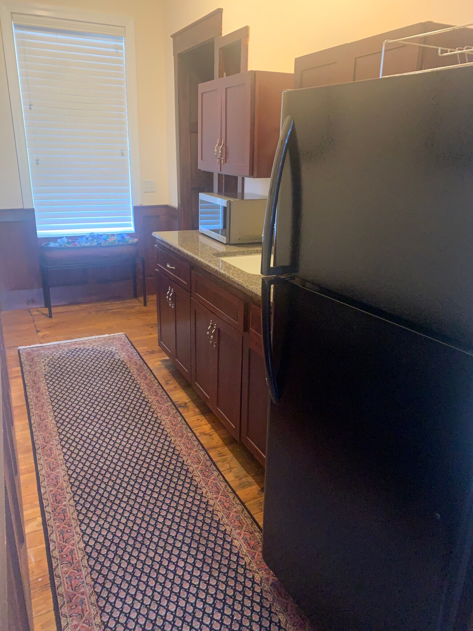 Building Photo - 245 Lincoln St