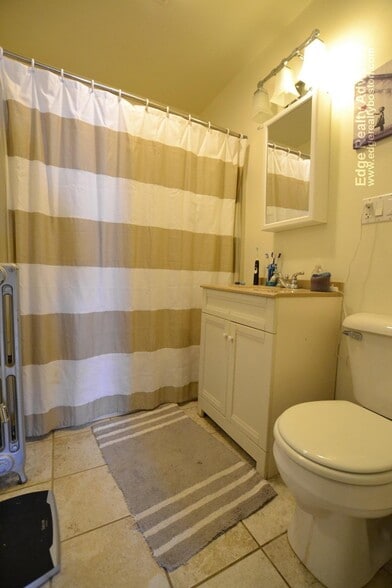 Building Photo - 12 Donnybrook Rd