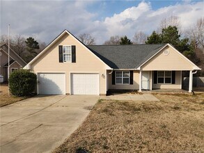 Building Photo - 7720 Redwood Ave