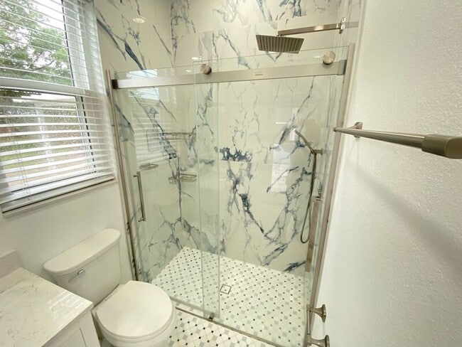 Building Photo - 13110 Moss Park Ridge Dr