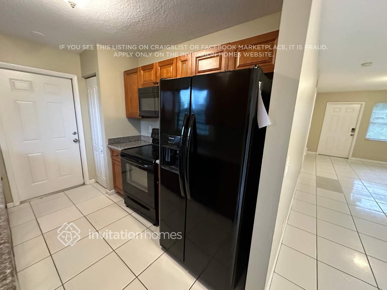Building Photo - 1672 W Breezy Ln