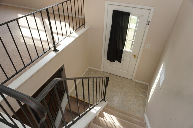 Building Photo - 3055 Timber Hill Ln