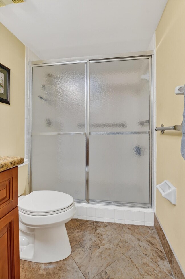 Building Photo - 23345 Carolwood Ln