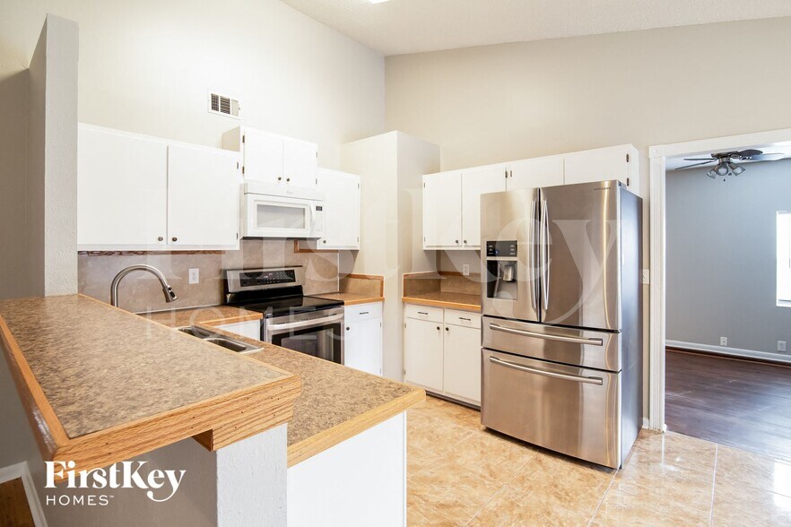 Building Photo - 131 Lancashire Rd