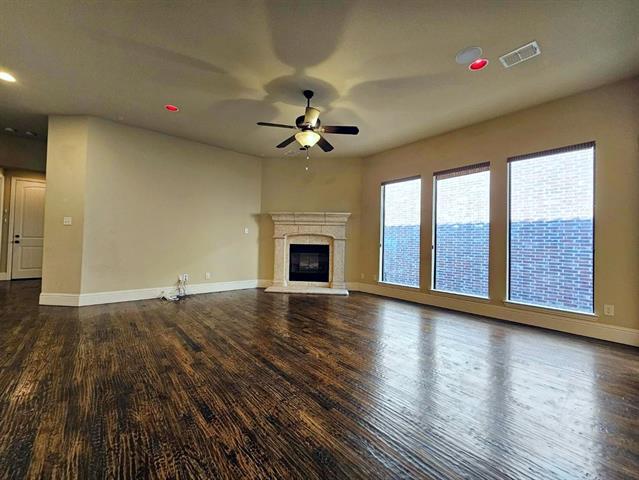 Building Photo - 7047 Comal Dr