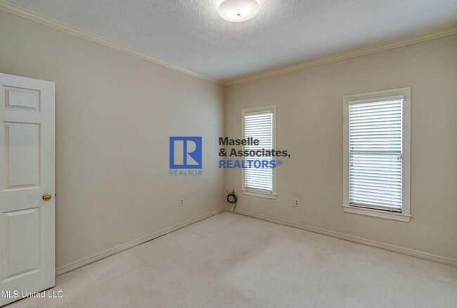 Building Photo - 3 Bed/2 Bath Home in Castlewoods in Brandon