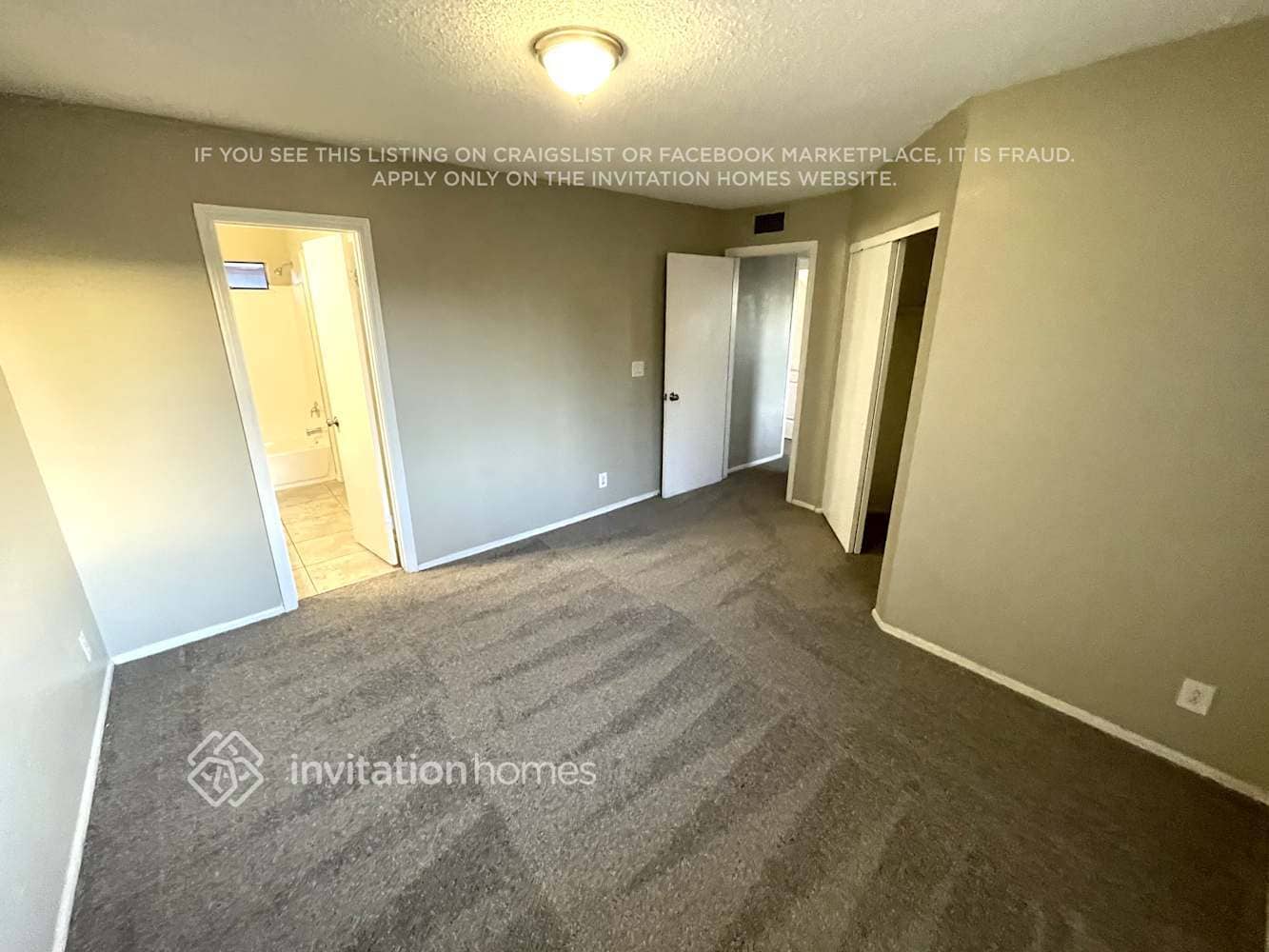 Building Photo - 10037 W Montecito Ave