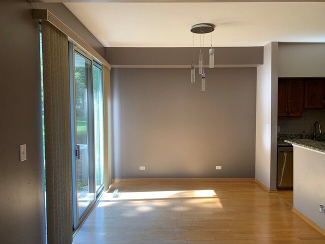 Building Photo - 1161 Regency Dr