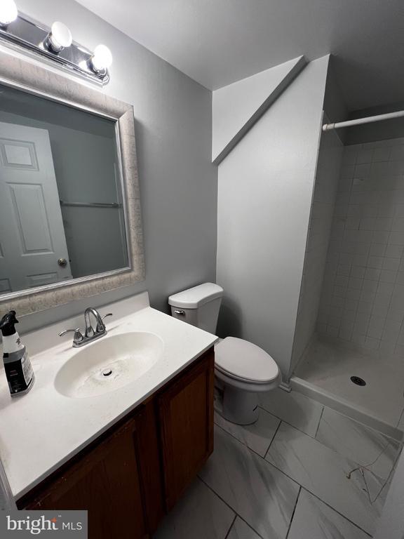 Building Photo - 44211 Litchfield Terrace